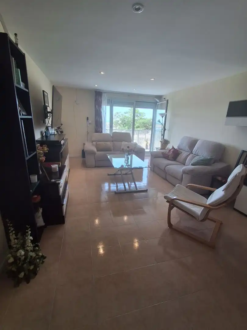 Sala d'estar de Pis en venda en Colmenar Viejo amb Calefacció, Terrassa i Traster