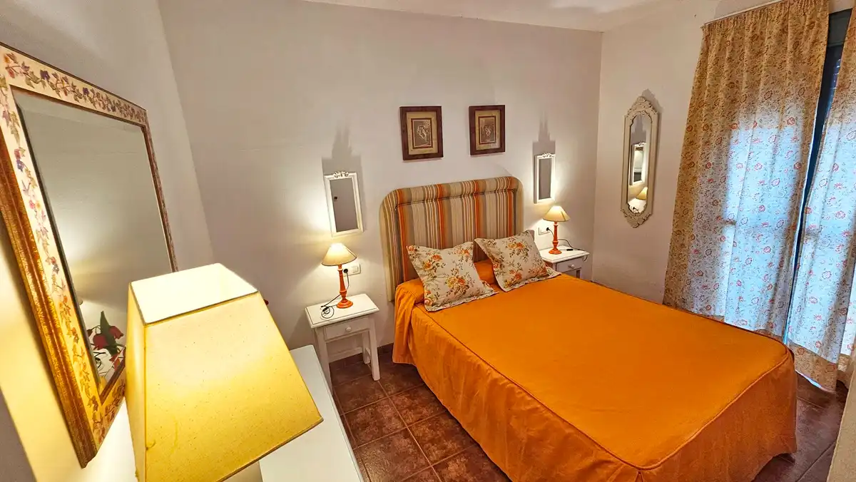 Bedroom of Detached homes for sale in Los Marines  with Heating and Terrace