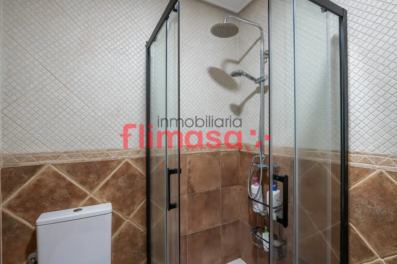 Baño de Casa o chalet en venta en Villaviciosa de Odón con Calefacción, Jardín privado y Terraza