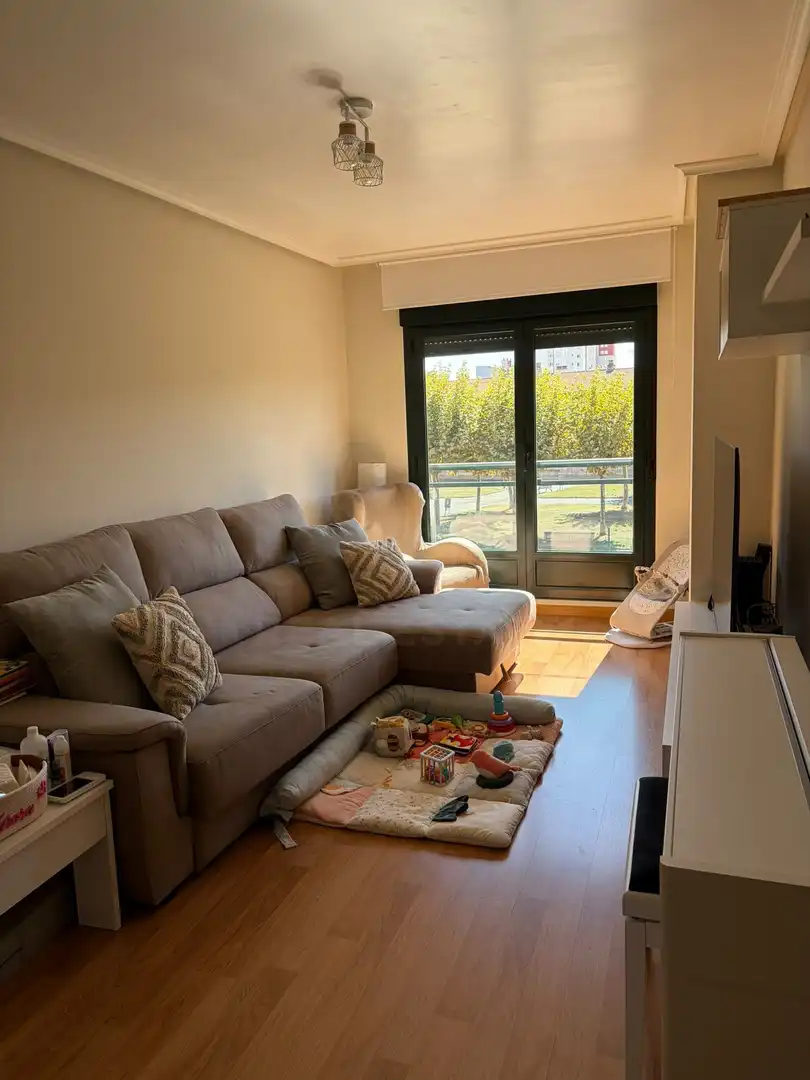 Piso con ascensor en venta en Trobajo del Camino