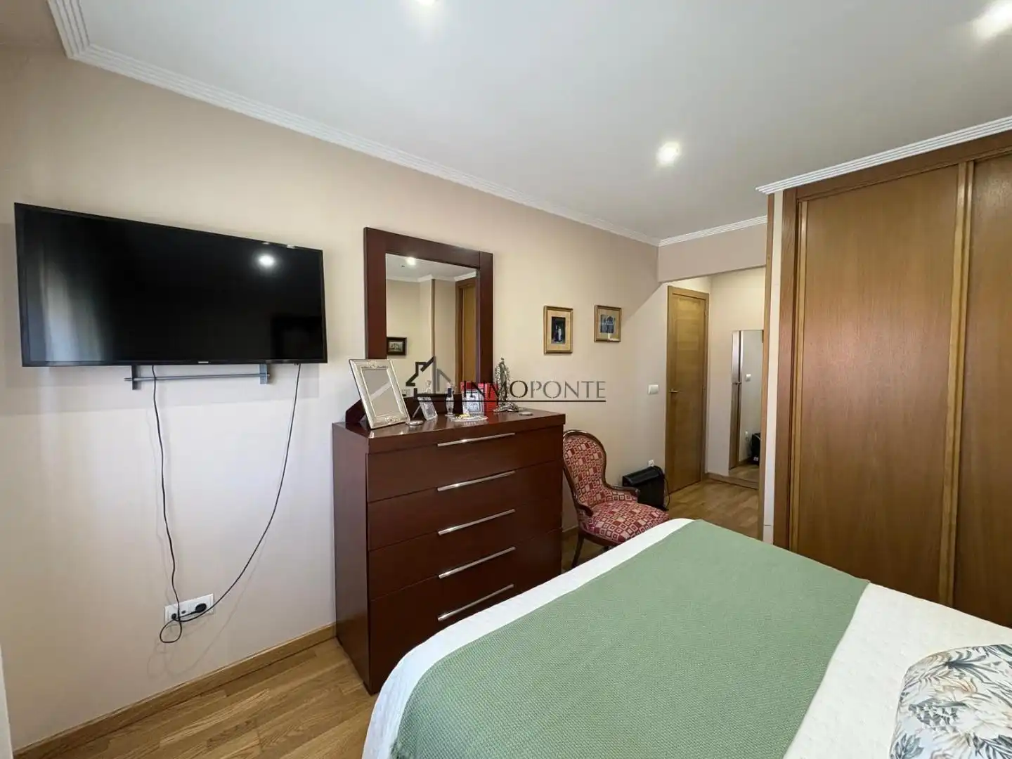 Habitación de Casa adosada en venta en Soutomaior con Calefacción, Jardín privado y Terraza