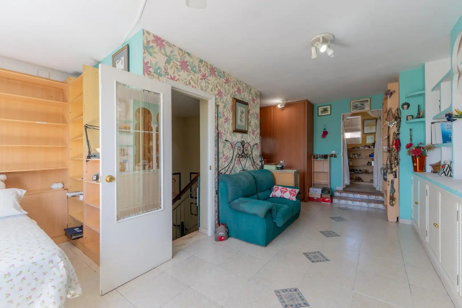 Detached homes for sale in Córdoba  with Air Conditioner, Heating and Storage room