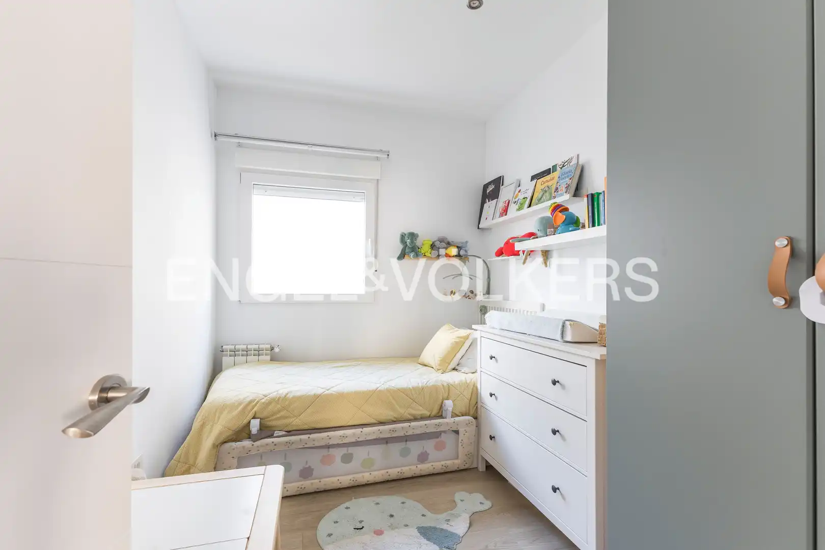 Habitación de Piso en venta en Madrid con Aire acondicionado y Calefacción