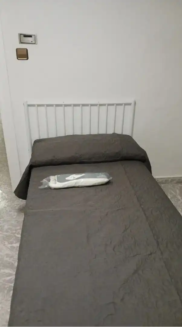 Habitación de Piso en venta en Granada con Aire acondicionado, Calefacción y Amueblado