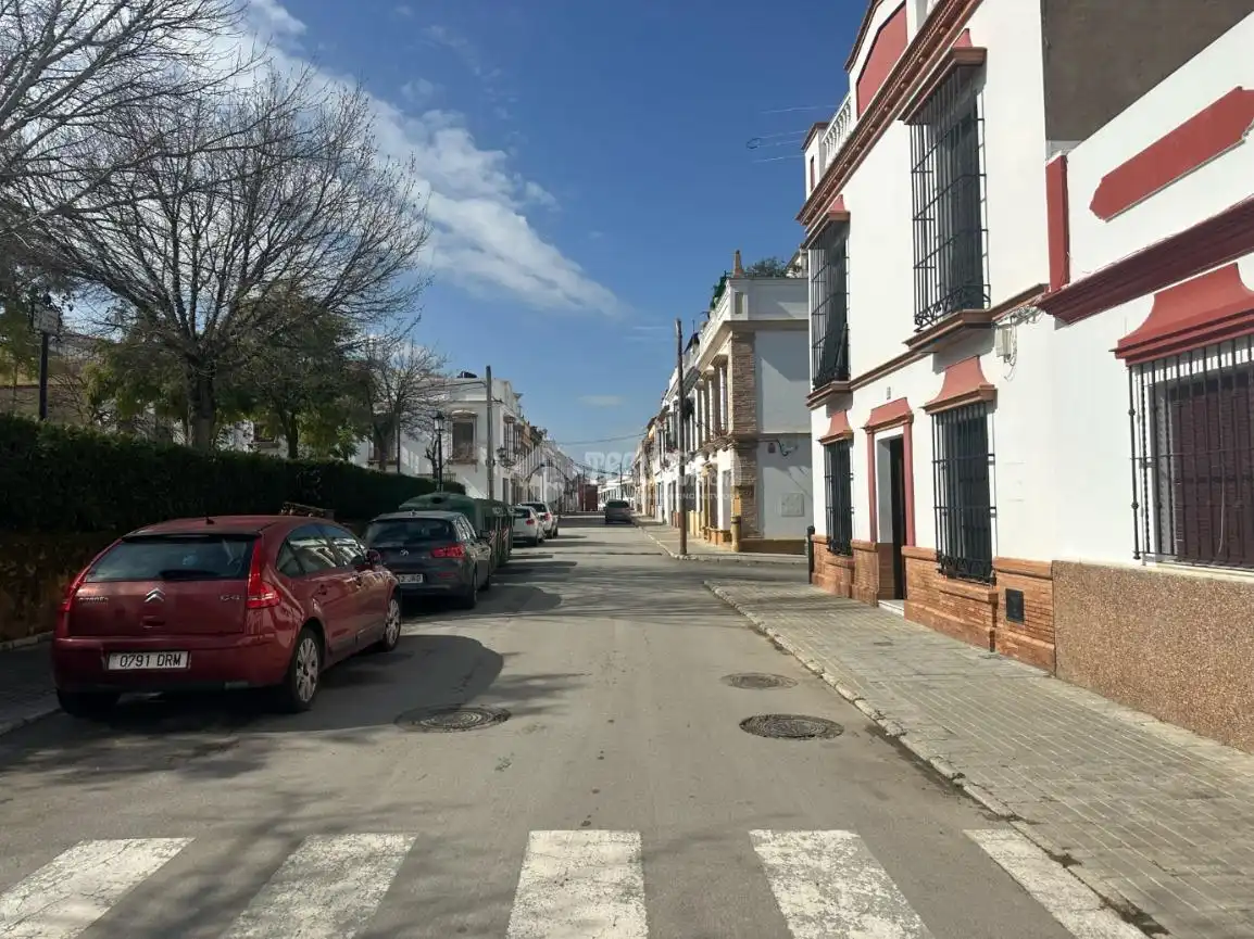 Vista exterior de Casa o chalet en venta en Carmona