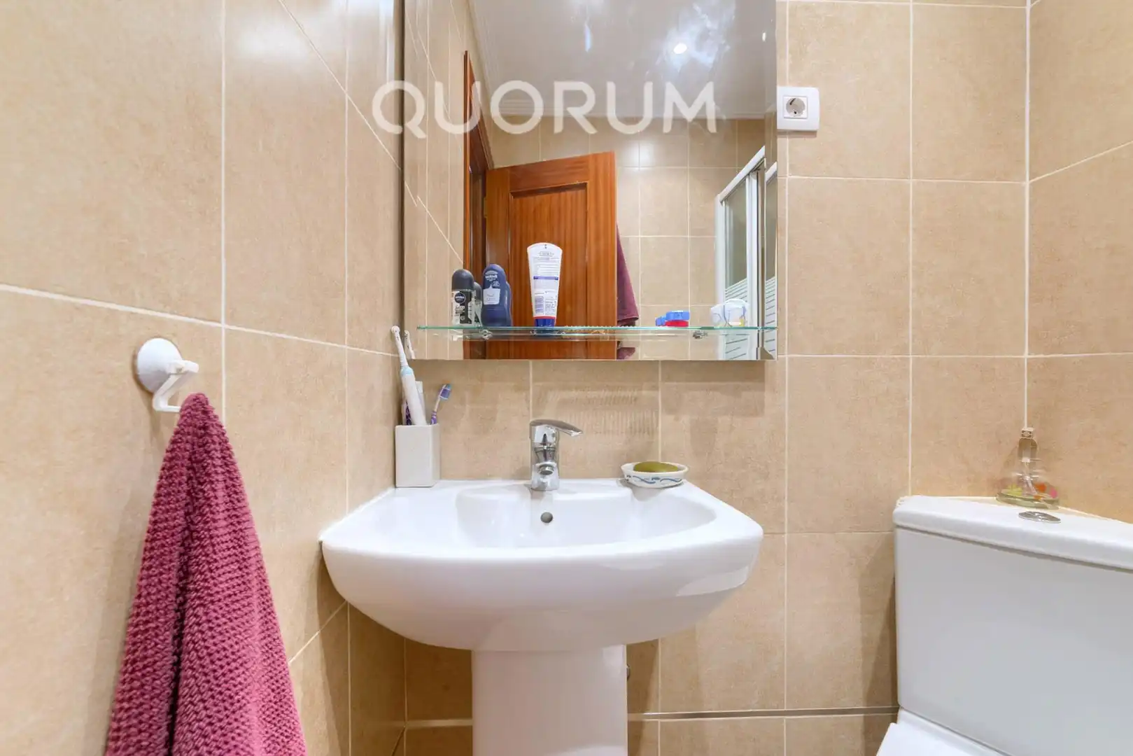 Badezimmer von Wohnung zum Verkauf in Barakaldo  mit Heizung