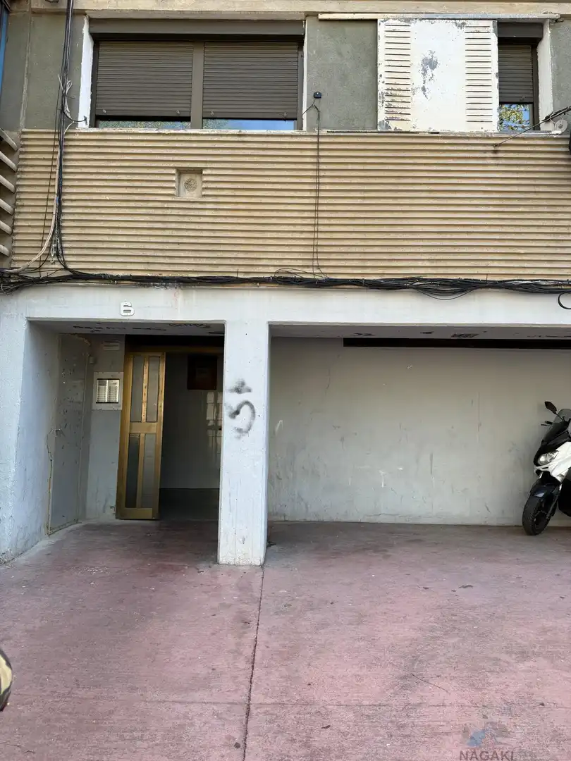 Vista exterior de Piso en venta en Badia del Vallès