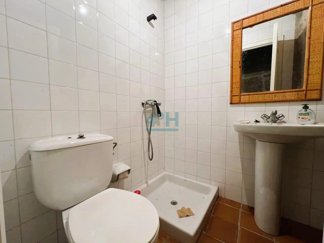 Baño de Finca rústica de alquiler en San Cibrao das Viñas con Calefacción, Jardín privado y Terraza