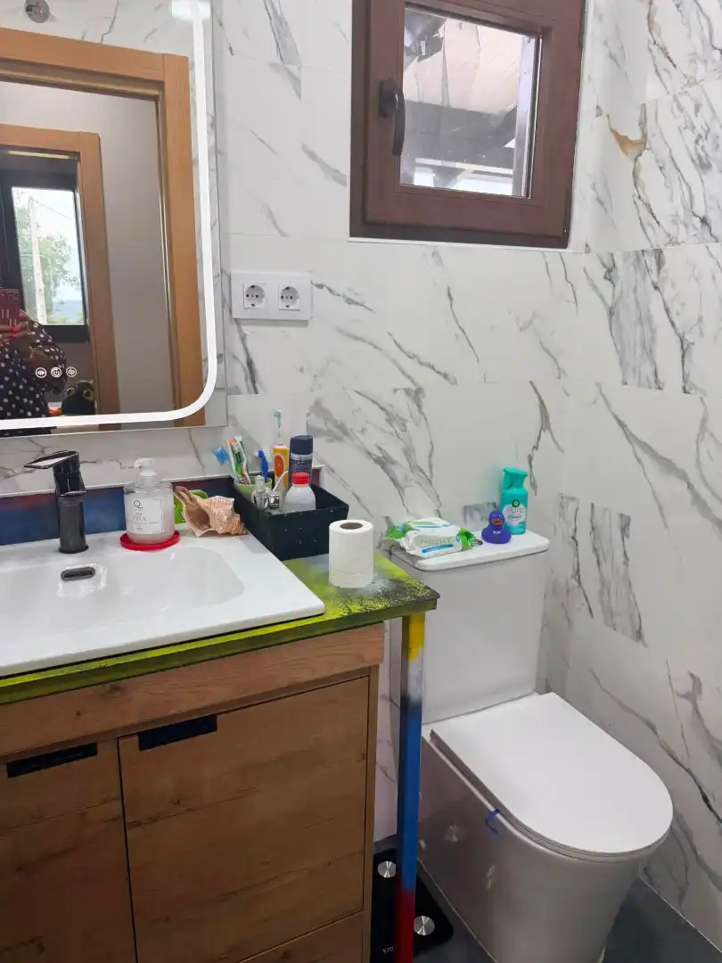 Bany de Casa o xalet en venda en Cartes amb Aire condicionat, Calefacció i Jardí privat