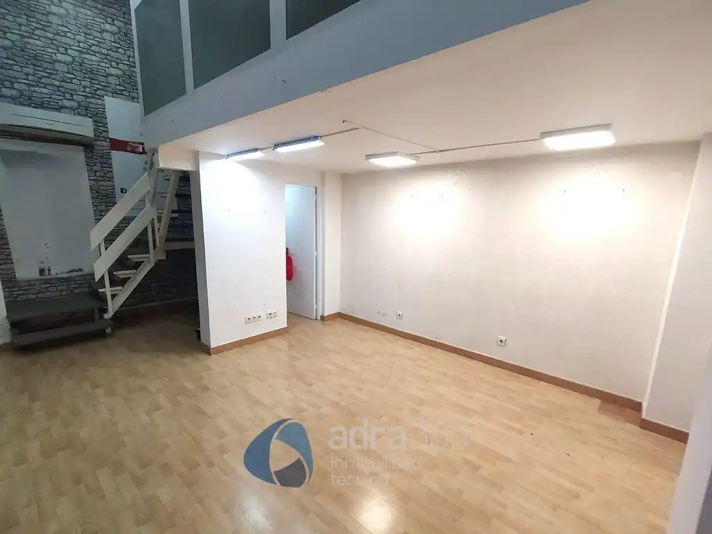 Local comercial en venta en General Vara de Rey, imagen 3