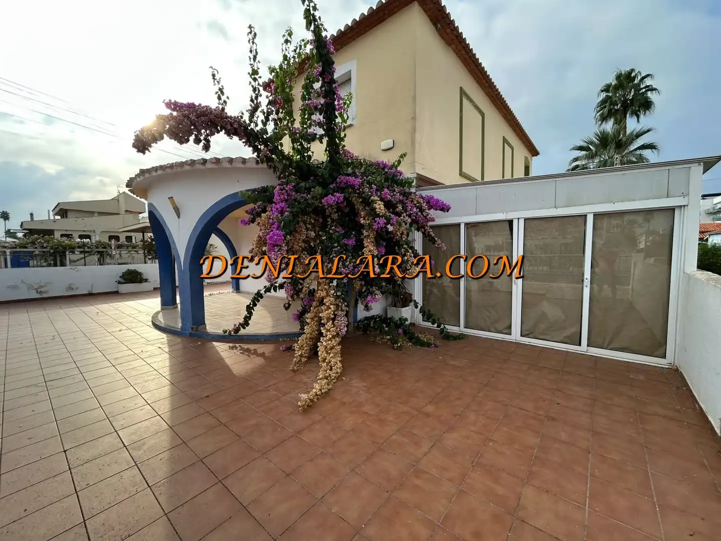 House with pool for sale in Las Marinas / Les Marines