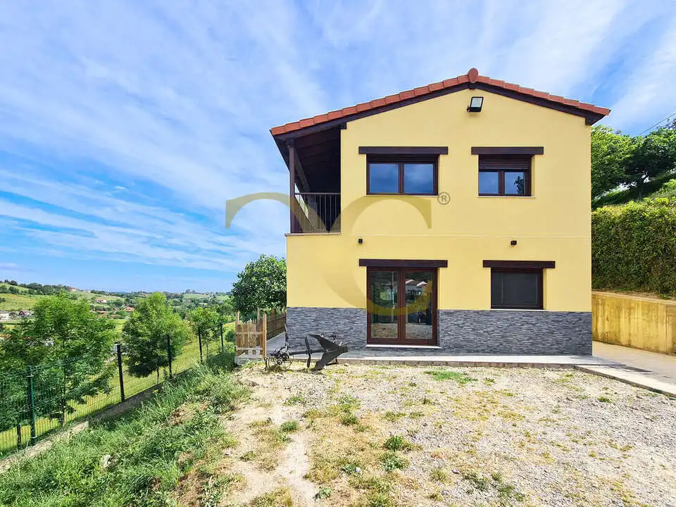 Vista exterior de Casa o chalet en venta en Gijón  con Calefacción, Jardín privado y Balcón