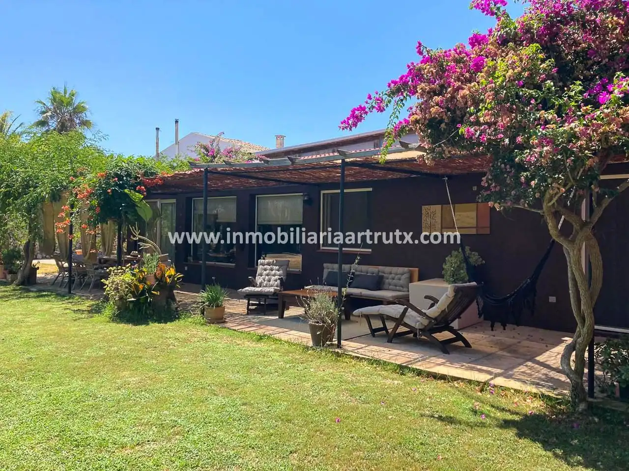 Casa rustica con piscina in vendita a Ciutadella