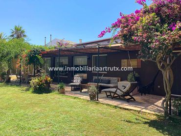 Casa rustica con piscina in vendita a Ciutadella