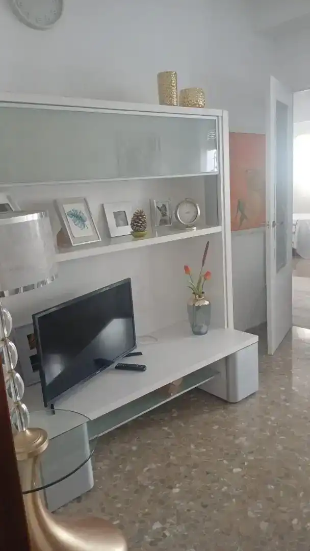 Sala d'estar de Casa o xalet en venda en Dos Hermanas amb Aire condicionat i Balcó