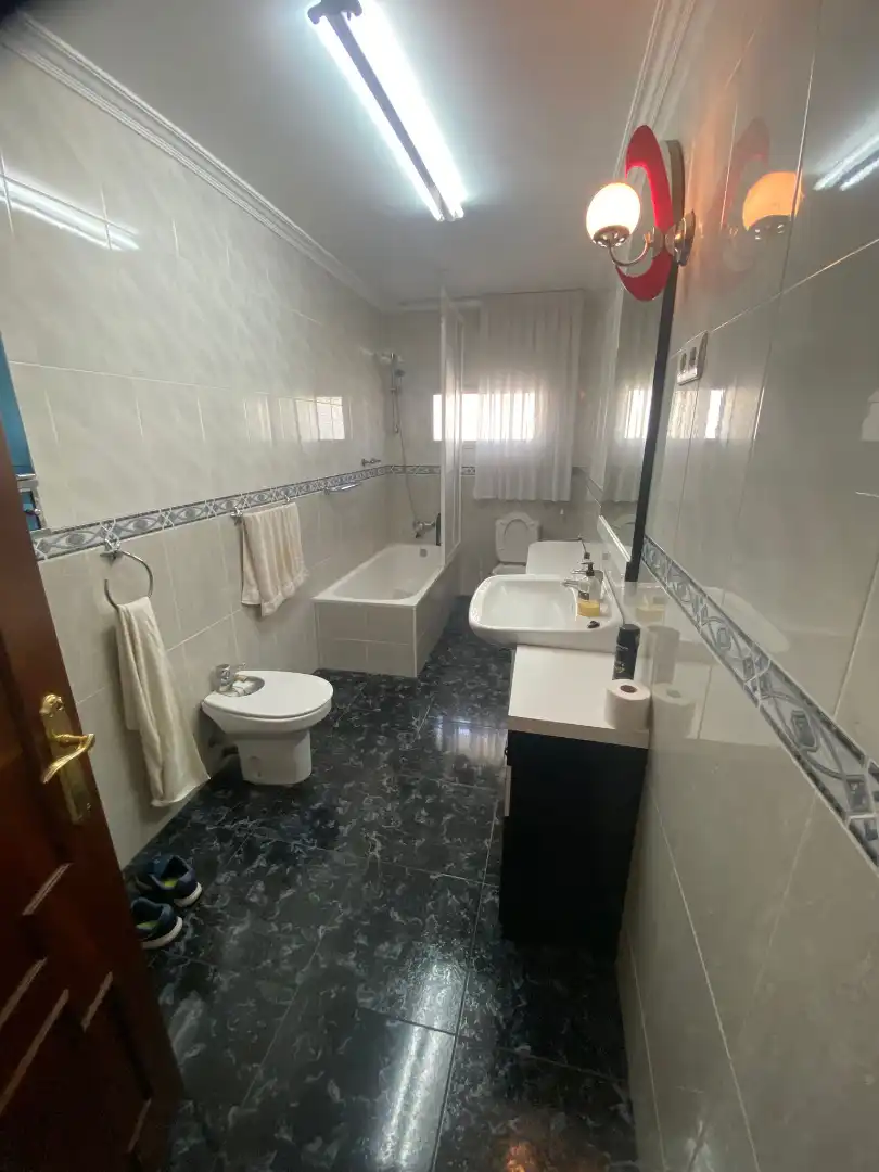 Baño de Casa adosada en venta en Valle de Santibáñez con Calefacción, Terraza y Trastero