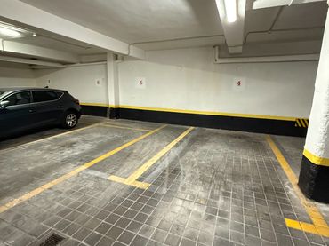 Einzelparkplatz zum Verkauf in Calle de Bravo Murillo 190