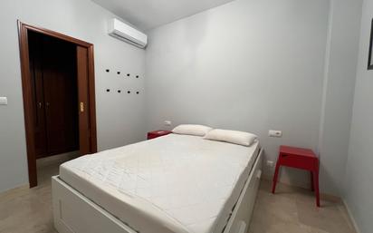 Bedroom of Flat to rent in Olivares  with Air Conditioner and Washing machine