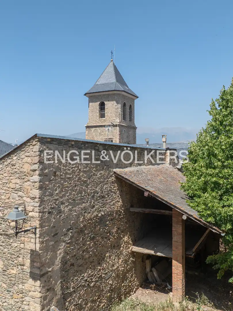 Vista exterior de Residencial en venta en Alp
