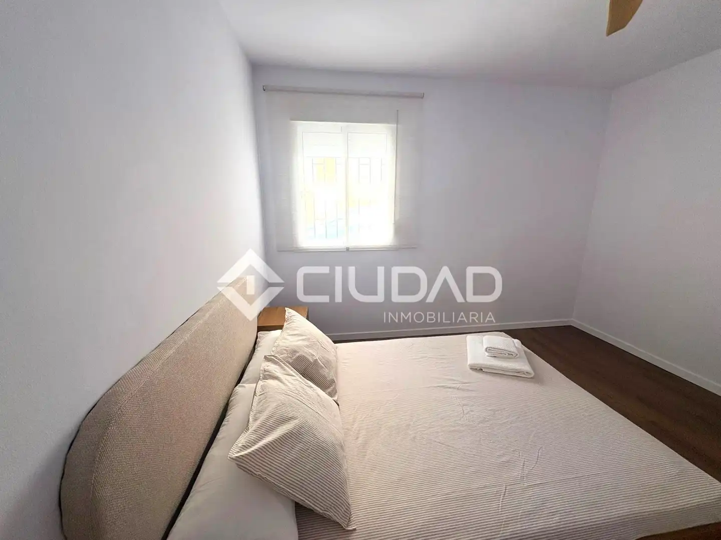 Bedroom of Flat for sale in Sanlúcar de Barrameda  with Furnished