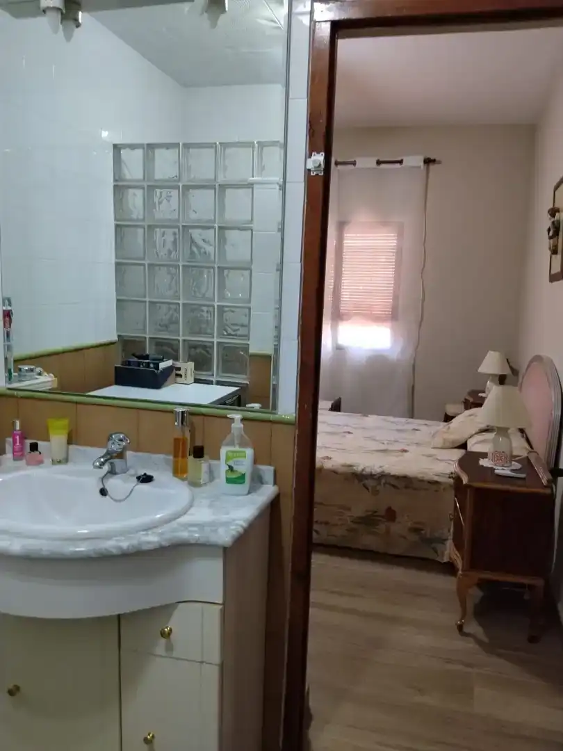 Bany de Casa o xalet en venda en Membrilla amb Aire condicionat, Jardí privat i Parquet