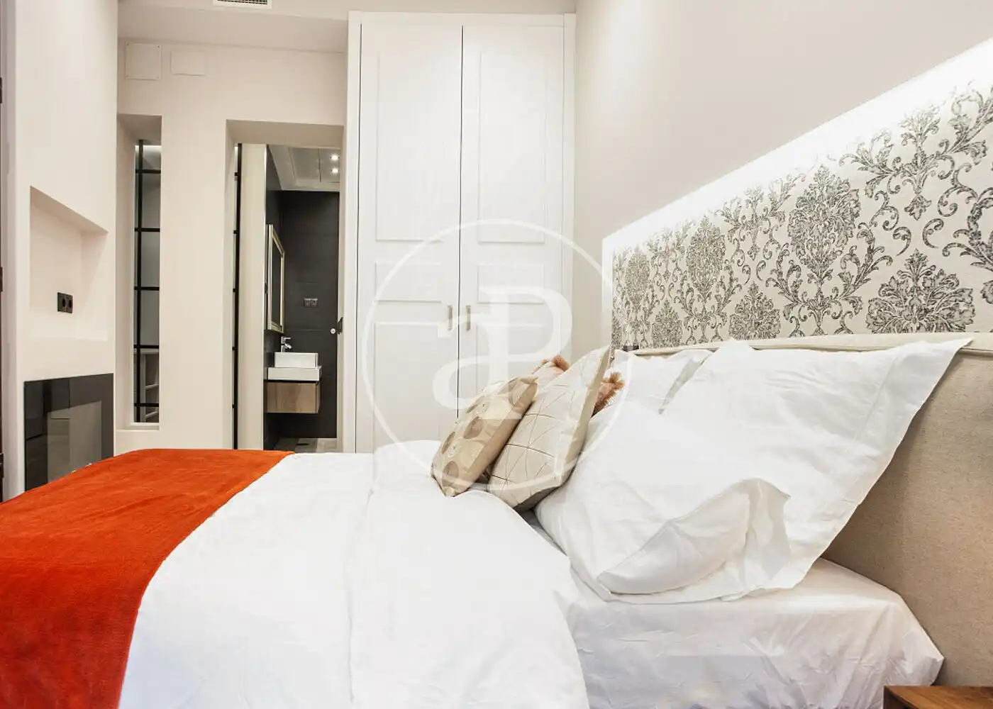 Flat for rent in C. de Fúcar, Cortes - Huertas