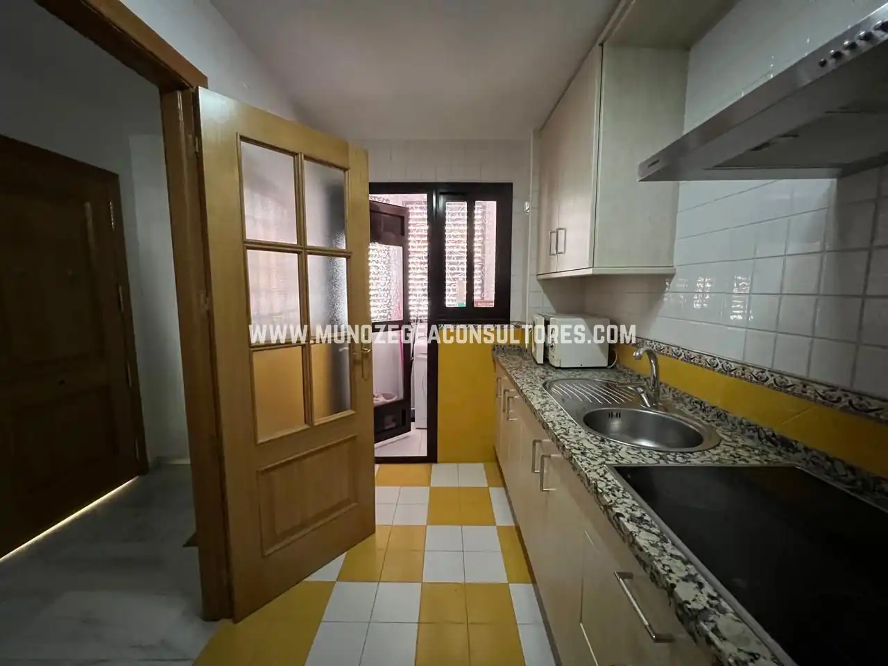 Kitchen of Flat for rent in Lucena  with Air Conditioner and Furnished