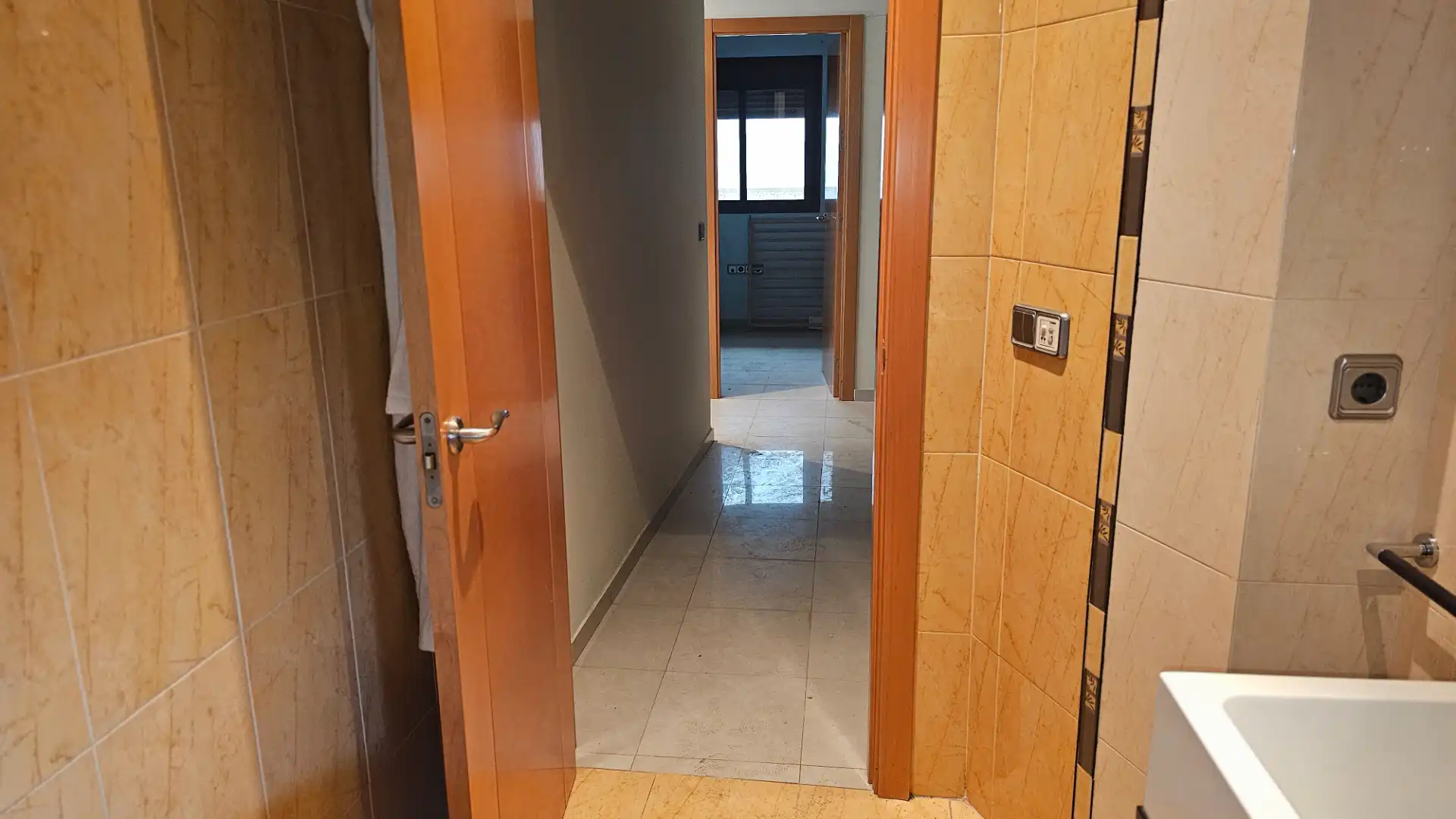 Flat for sale in La Algaba  with Air Conditioner, Terrace and Storage room