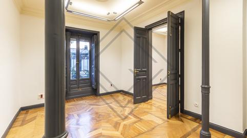 Foto 4 von Gebaude zur Miete in Paseo de Recoletos, Justicia - Chueca,  Madrid Capital