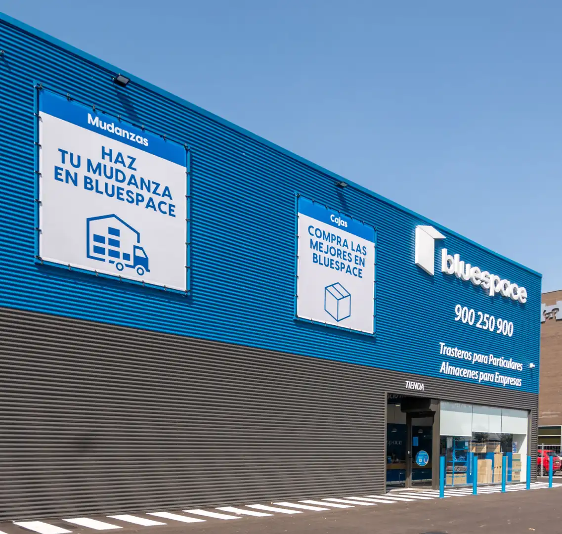 Exterior view of Storage room for rent in Vitoria - Gasteiz  with Alarm