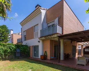 Exterior view of Single-family semi-detached for sale in Espartinas  with Air Conditioner, Heating and Terrace