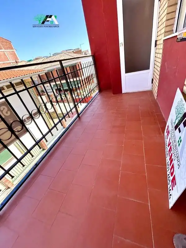Terraza de Piso en venta en Begíjar con Balcón
