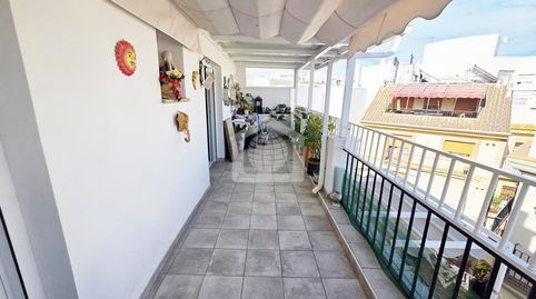 Foto 3 de Apartament en venda a Avenida Ramón y Cajal, Playa Bajadilla - Puertos, Marbella