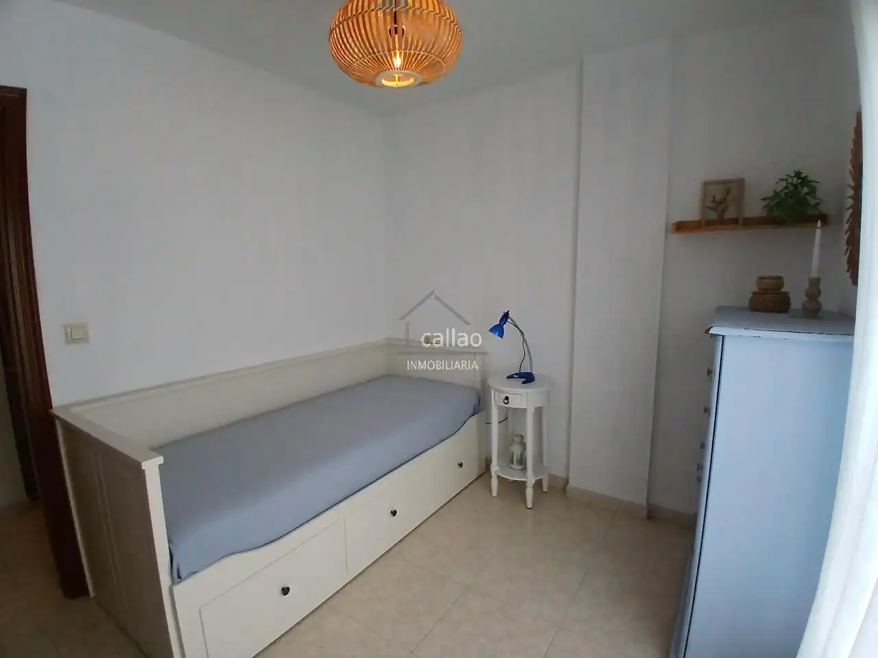 Dormitori de Apartament de lloguer en Ares amb Moblat