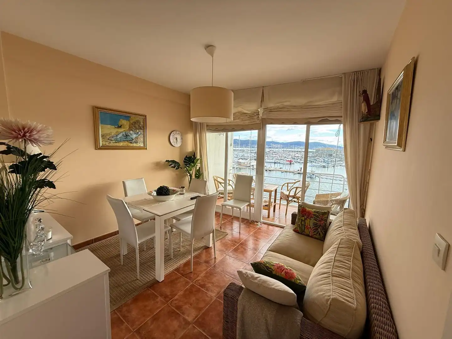 Appartamento con terrazza in affitto a Rúa de Madrid 35, imagen 3