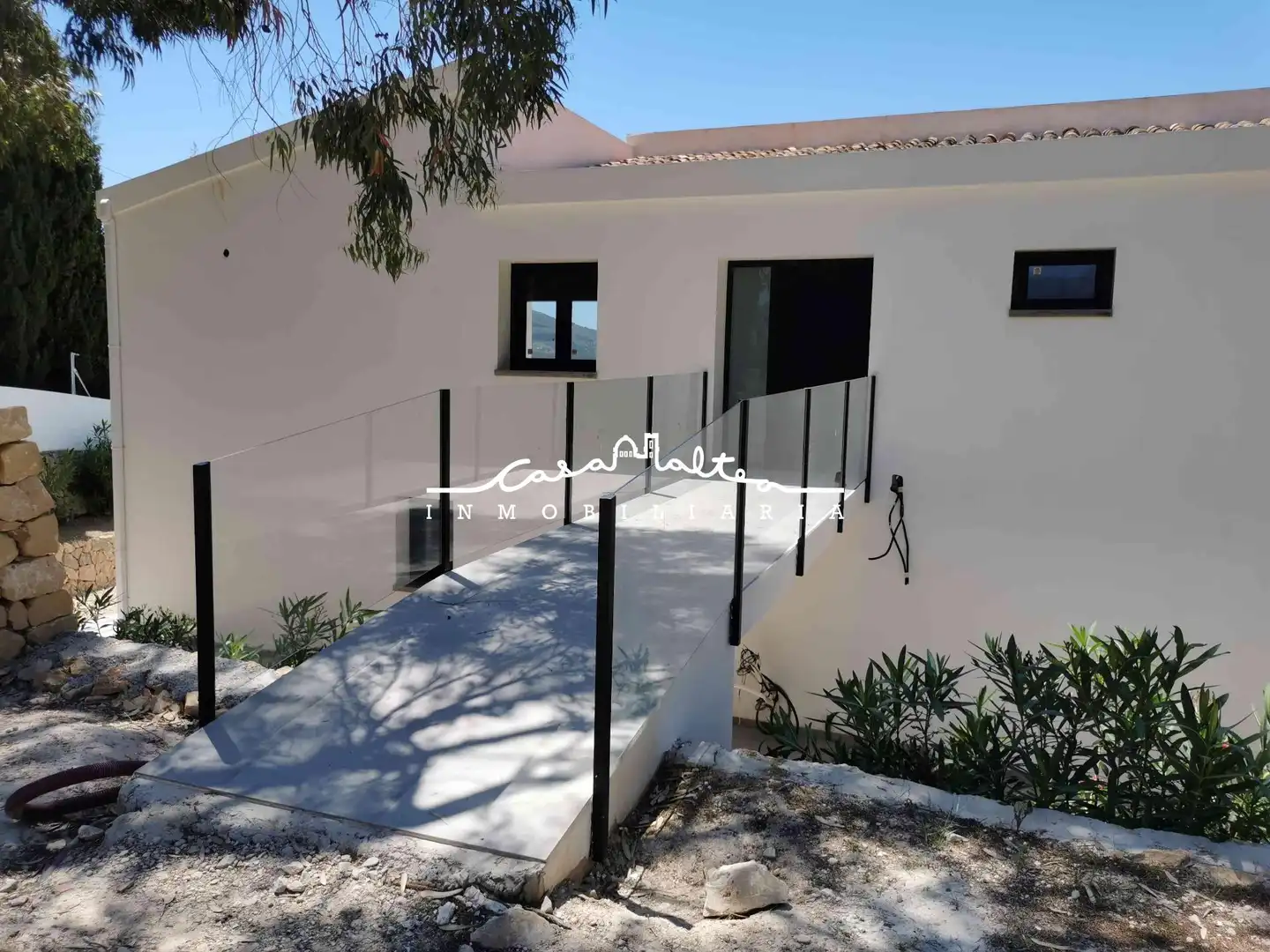 Exterior view of Houses for sale in L'Alfàs del Pi  with Air Conditioner, Private garden and Terrace