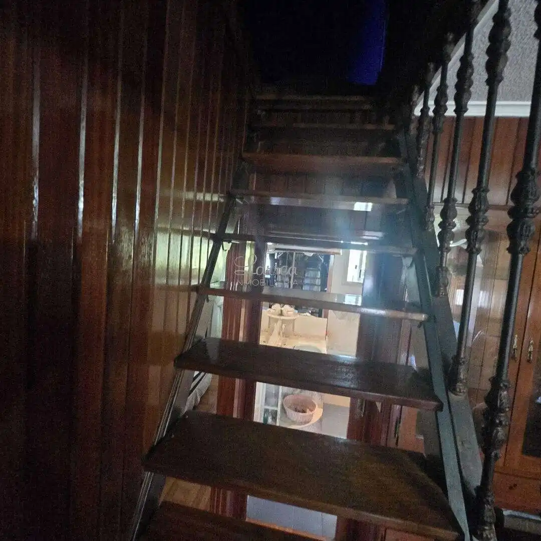 Piso en venta en Amorebieta-Etxano con Calefacción, Amueblado y Balcón