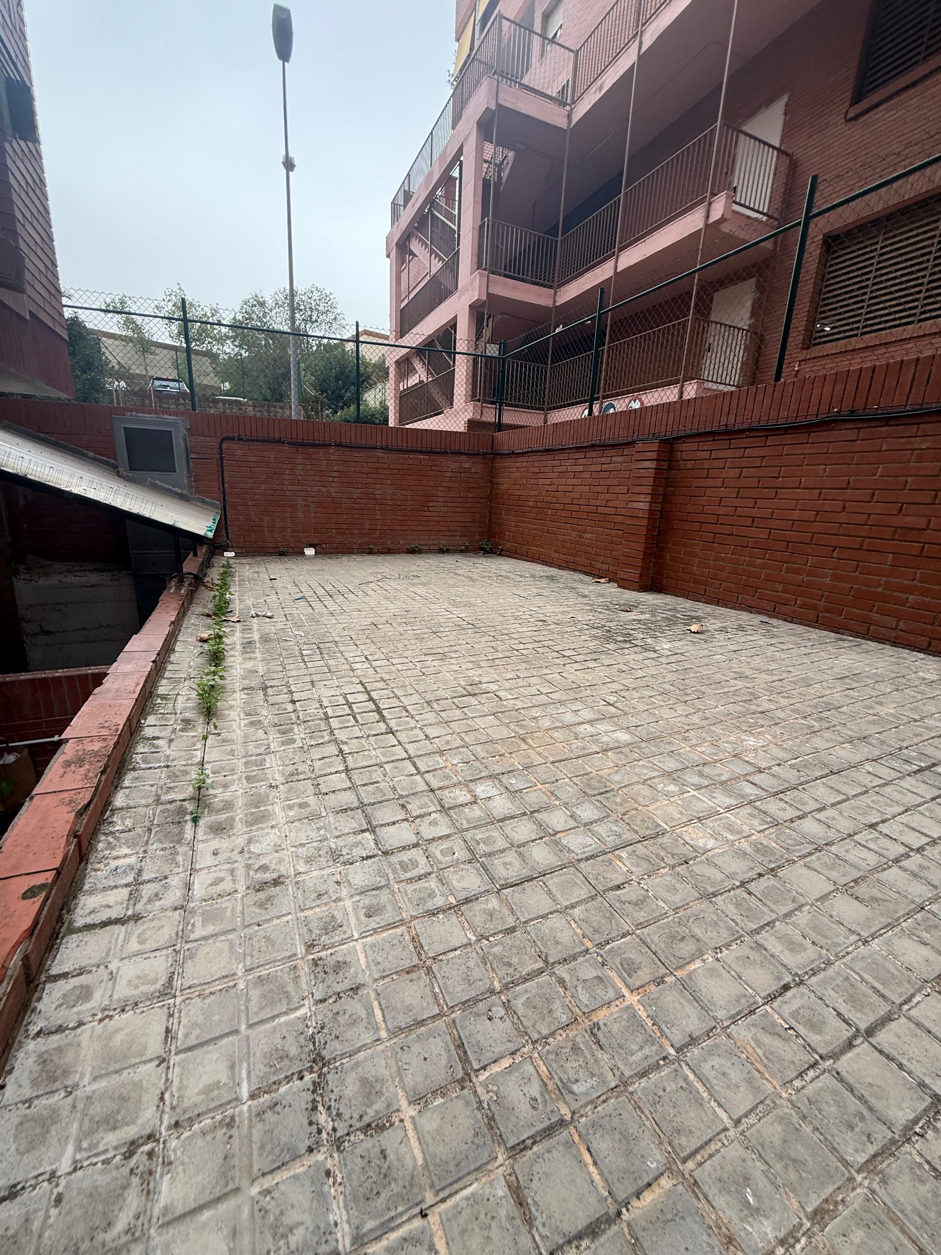 Terrace of Premises for sale in Badalona