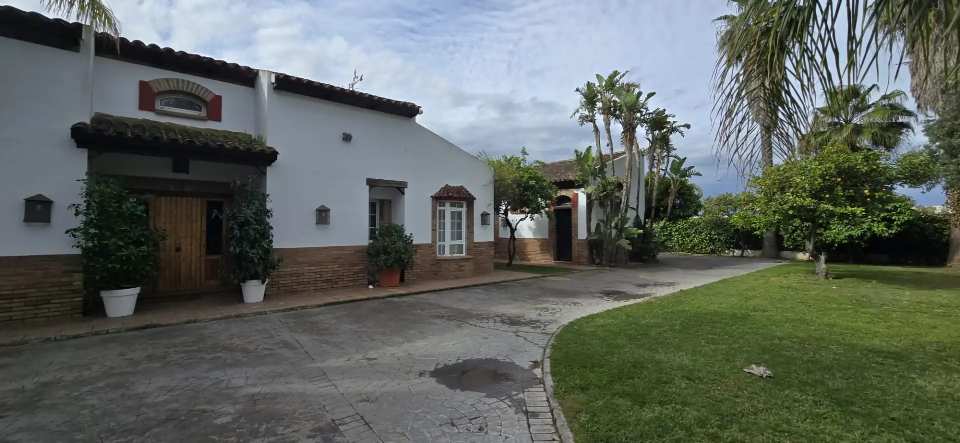 Exterior view of Houses for sale in Jerez de la Frontera  with Air Conditioner, Private garden and Swimming Pool