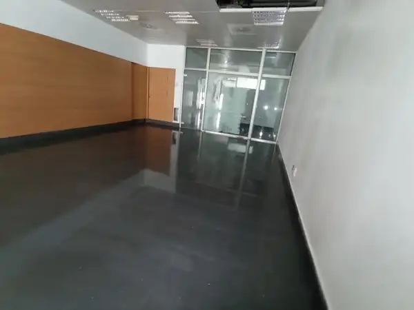 Local comercial en venda a Carrer Tres d'Abril 30, imagen 4