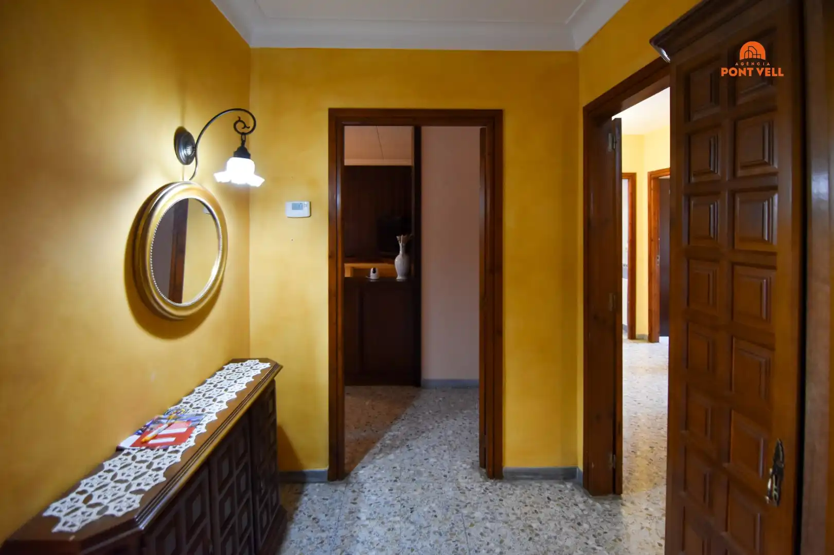 Ático en venta en La Bisbal d'Empordà con Calefacción, Terraza y Balcón