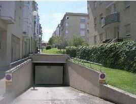 Vista exterior de Garatge en venda en  Pamplona / Iruña