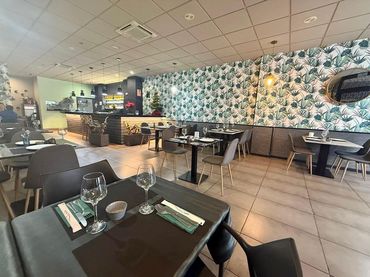 Local comercial en traspaso en Calle ARAGON 7