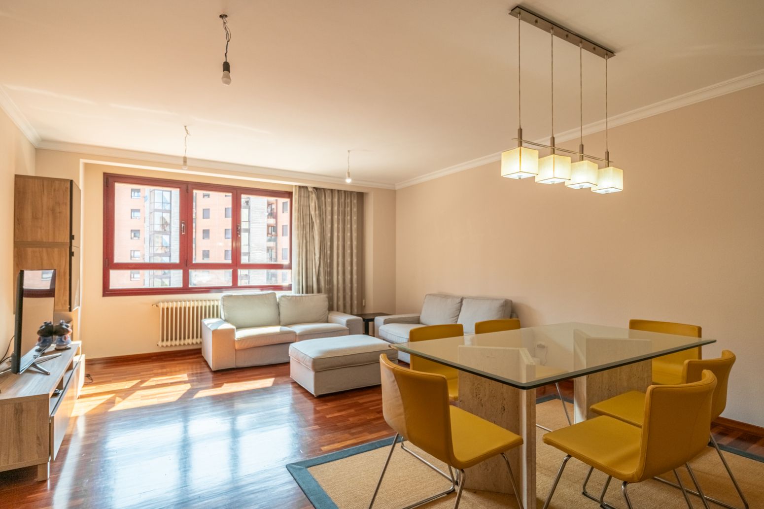 Living room of Flat for sale in Oviedo   with Heating, Private garden and Parquet flooring