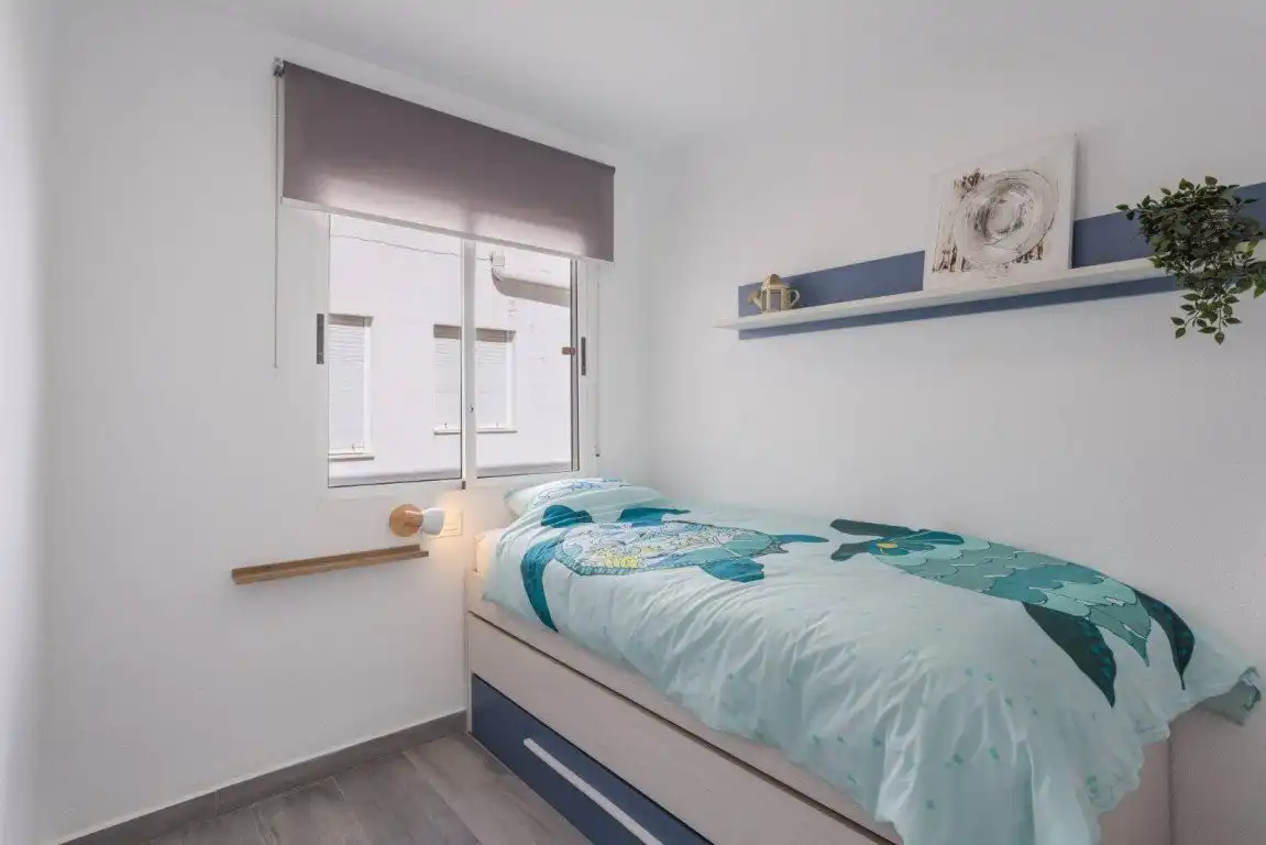 Dormitori de Apartament en venda en Nueva Torrevieja - Aguas Nuevas