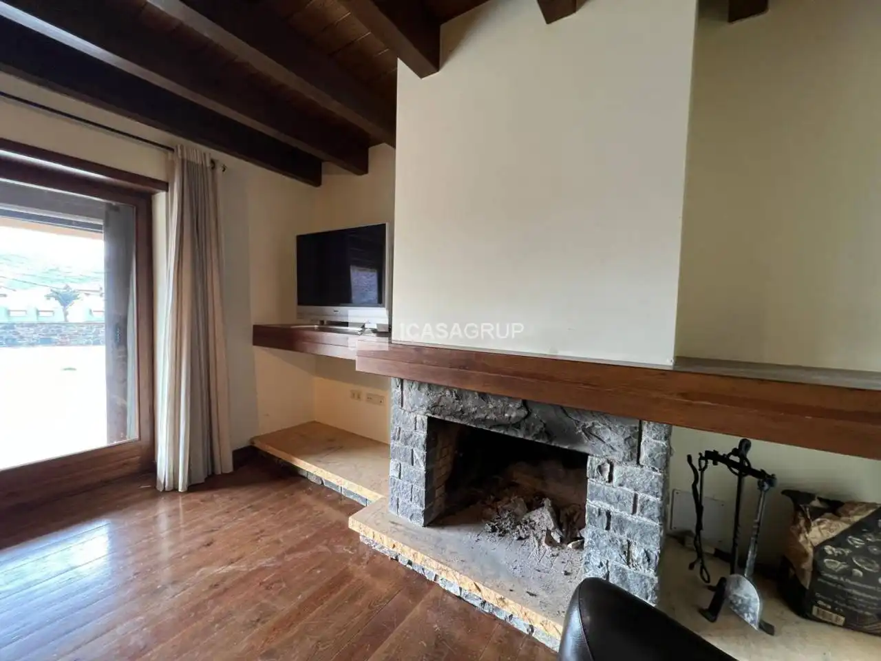 Wohnzimmer von Haus oder Chalet zum Verkauf in Bellver de Cerdanya mit Heizung, Parkett und Terrasse