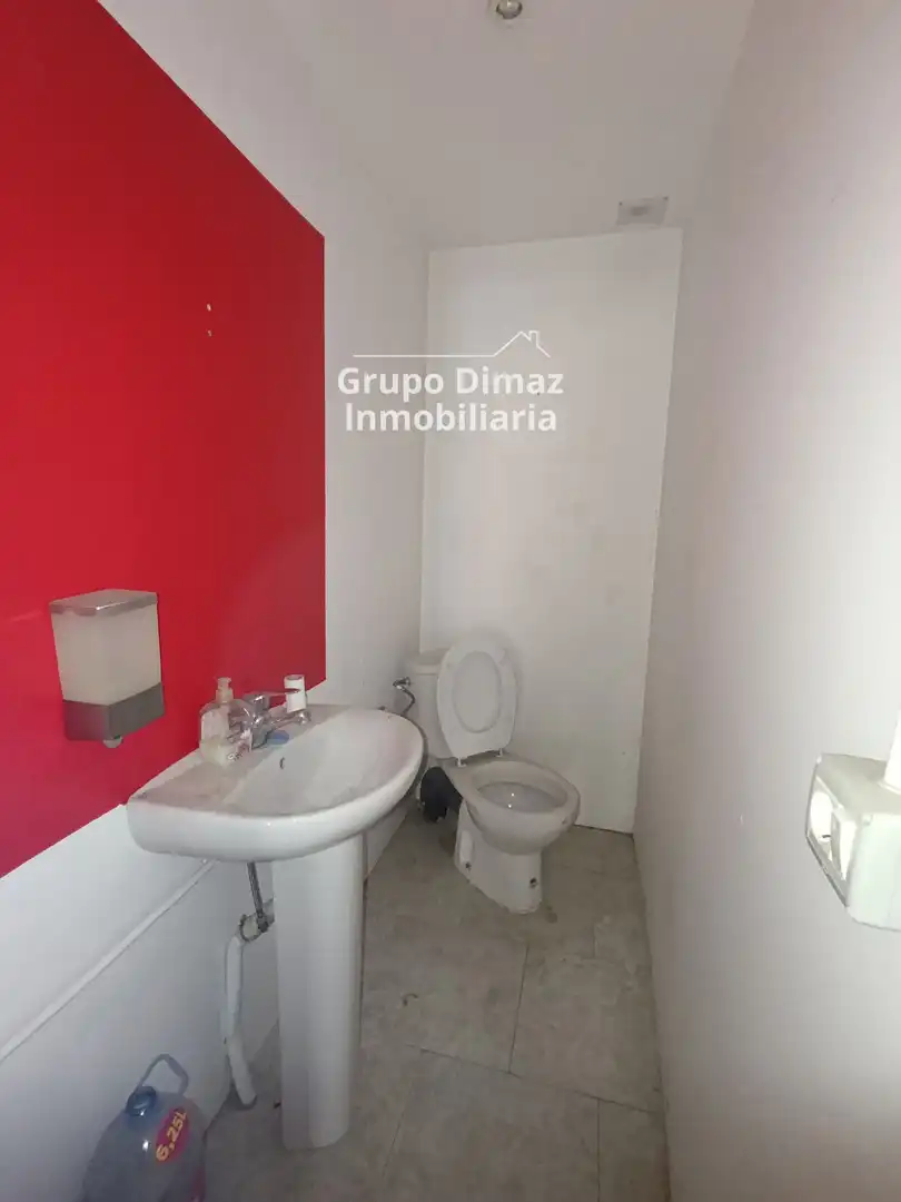 Local comercial en venda a mediterranea, imagen 2