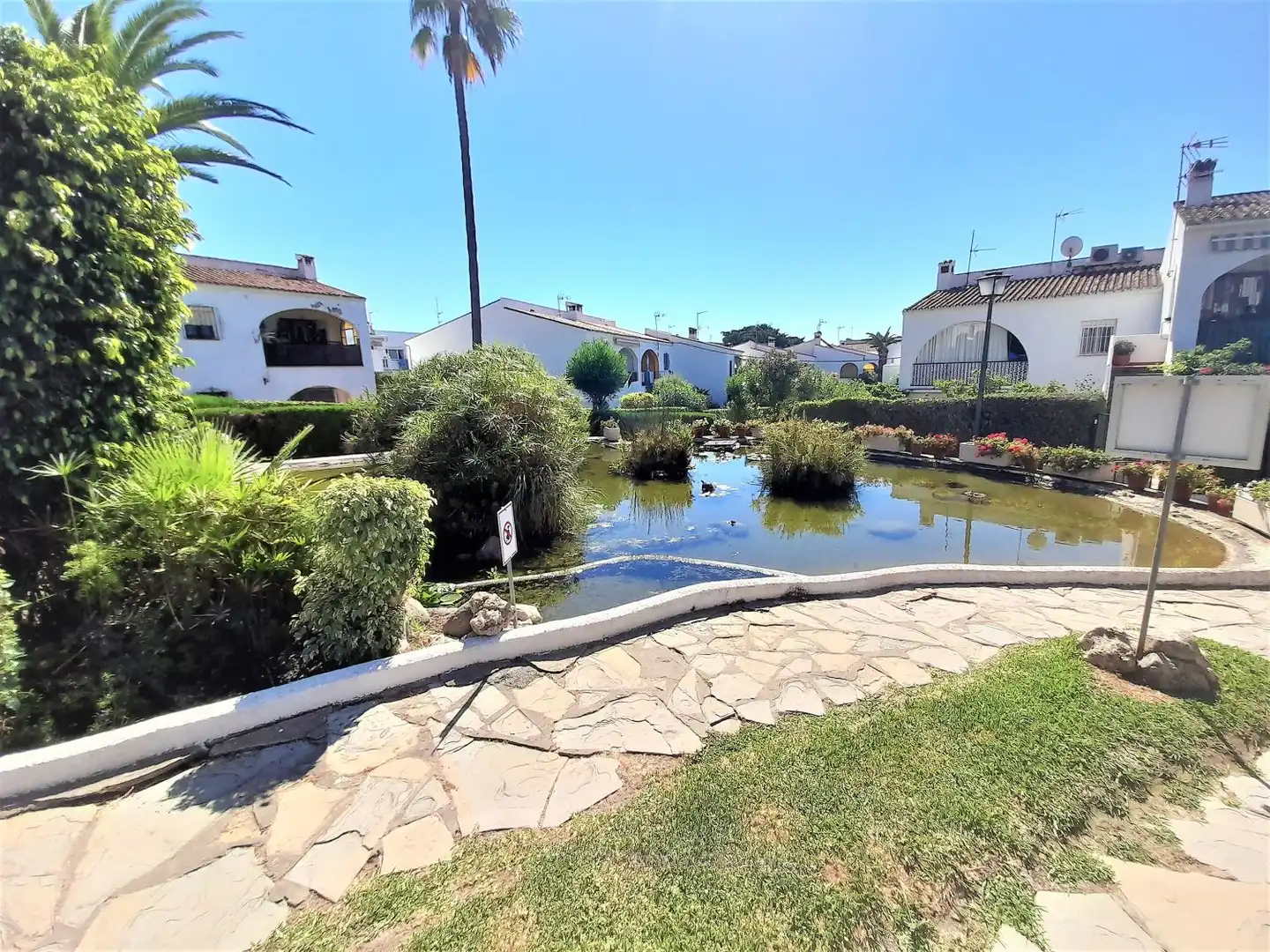 Apartament amb piscina de lloguer a Torreguadiaro - San Diego