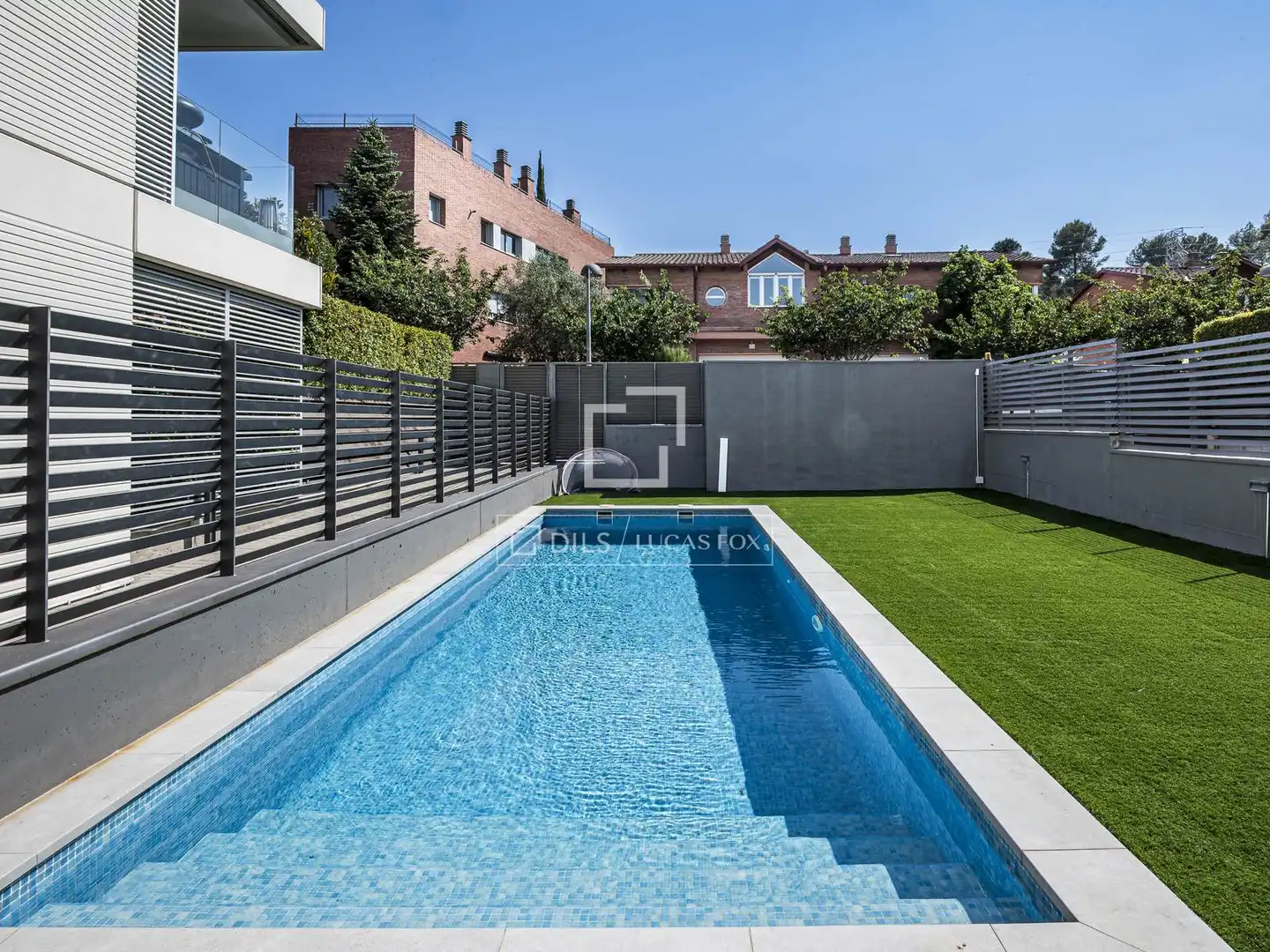 Piscina de Pis en venda en Sant Cugat del Vallès amb Aire condicionat, Calefacció i Terrassa