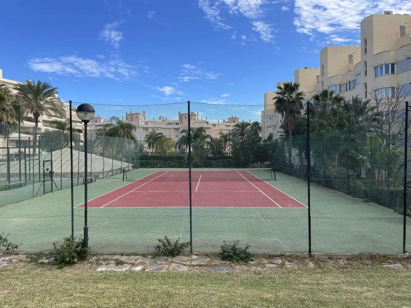 Vista exterior de Pis en venda en Torremolinos amb Aire condicionat, Calefacció i Terrassa